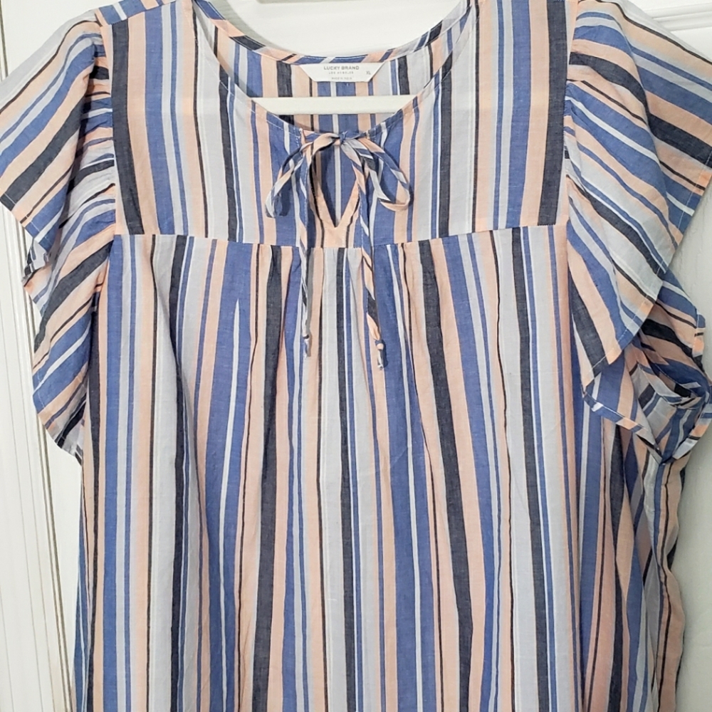 SOLD! Lucky Brand Babydoll knit top